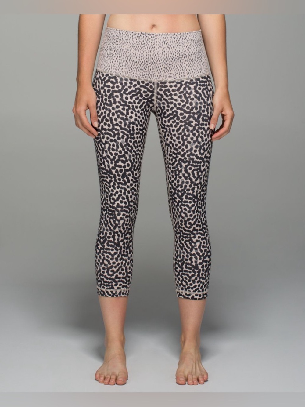 Lululemon Wunder Under Crop II *Full-On Luon (Roll Down)